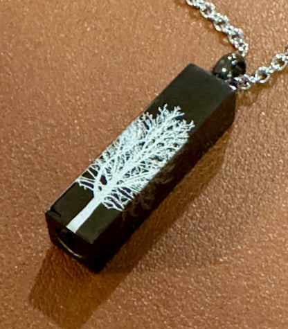 [ashes necklace]